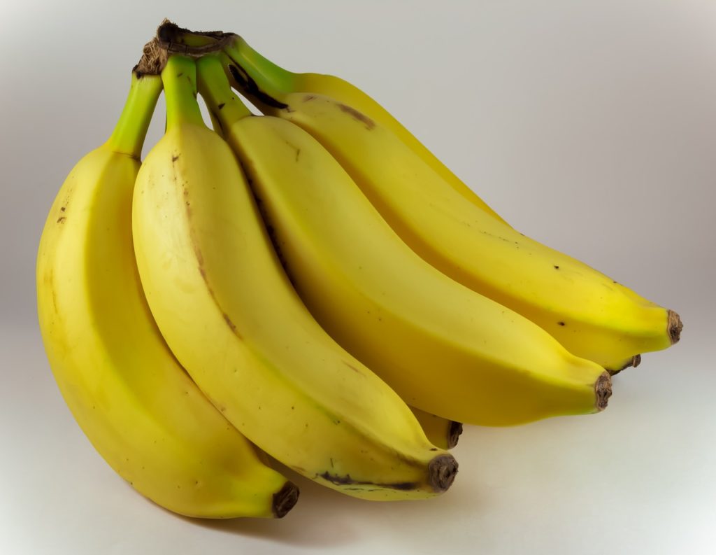 banana, yellow, bunch of bananas-1025109.jpg